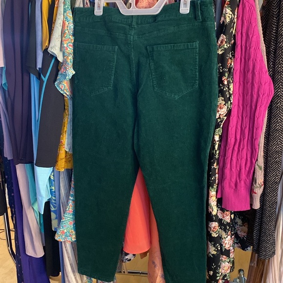 Forever 21+ SZ 2X Green Stretch corduroy Pants - Picture 2 of 4